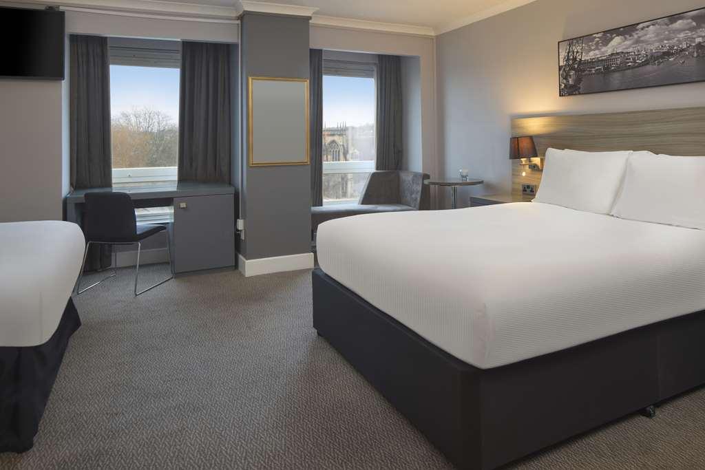 ดัลเบิ้ลทรีบายฮิลตัลโฮเต็ลบริสตอลซิตี้เซ็นเตอร์ Hotel ห้อง รูปภาพ